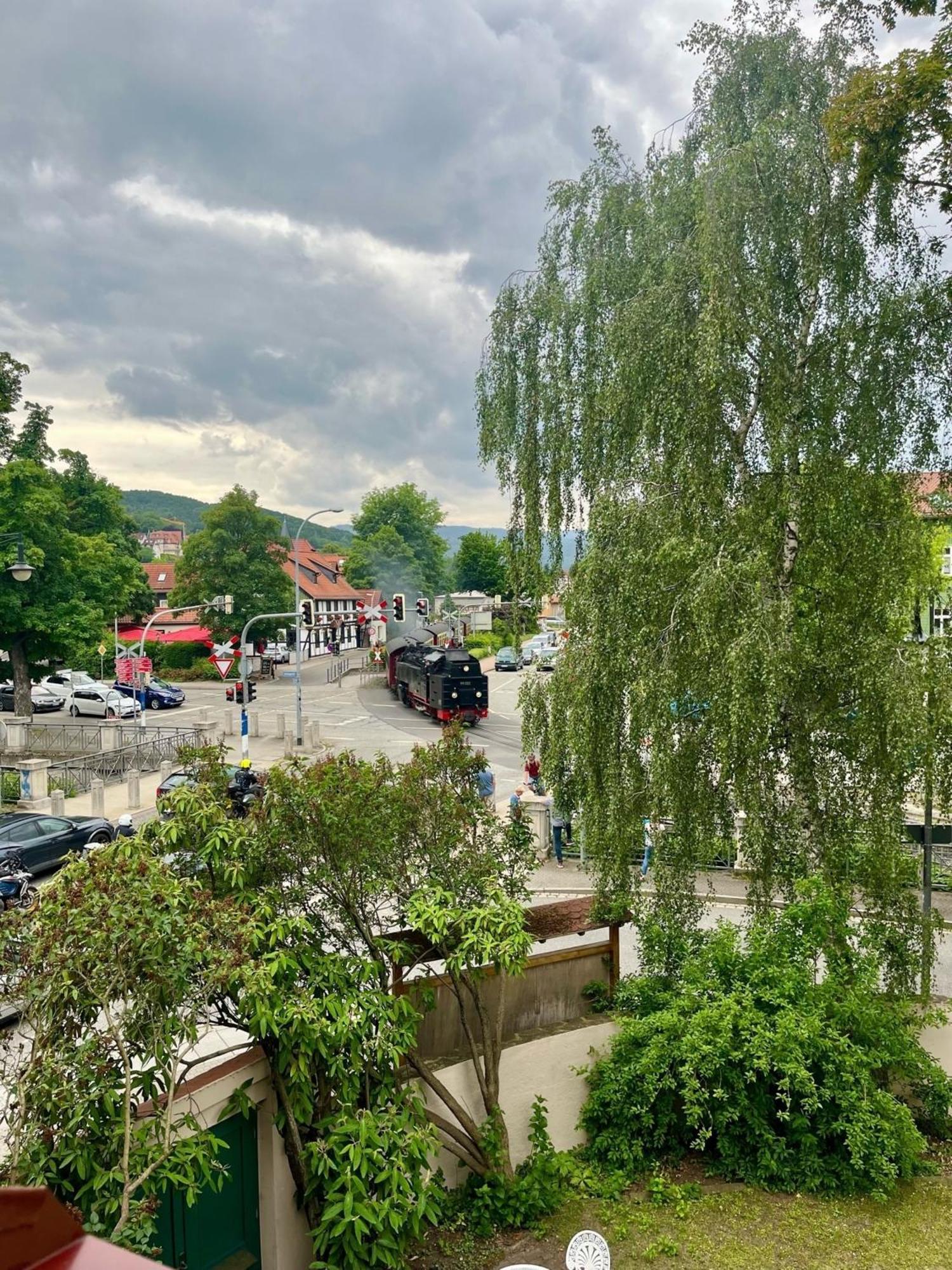 Harztraeume No1 # Parkplatz # Altstadt # Brockenbahn Wernigerode Exteriör bild